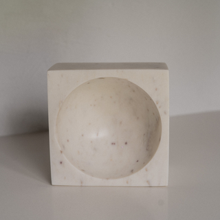 Kings Square Bowls - Large White Marble - Interior View
