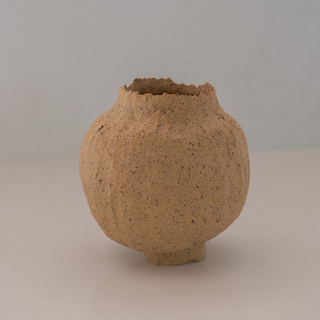 Lannon Vase View 1