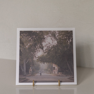 Ojima Stand in Small with Photo of Delhi India Neighborhood