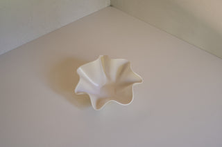 Wait Ceramic Bowl in Classic Size Matte White