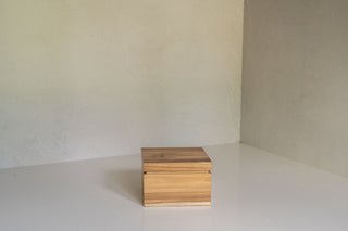 Palma Keepsake Box in Medium