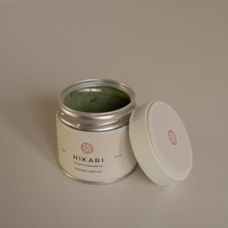 Kōwa Organic Matcha Tin with View Inside