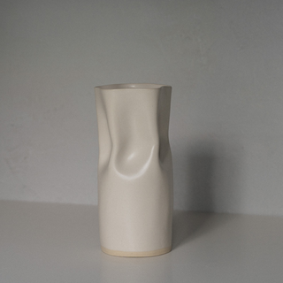 Towo Vase in Matte White - View 2